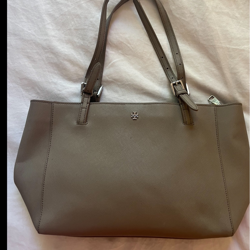 Tory Burch purse